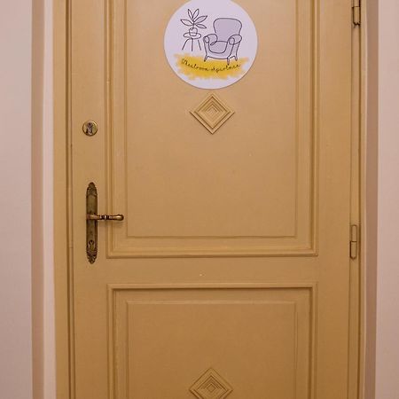 Theatroom Apartman Eger Exterior photo